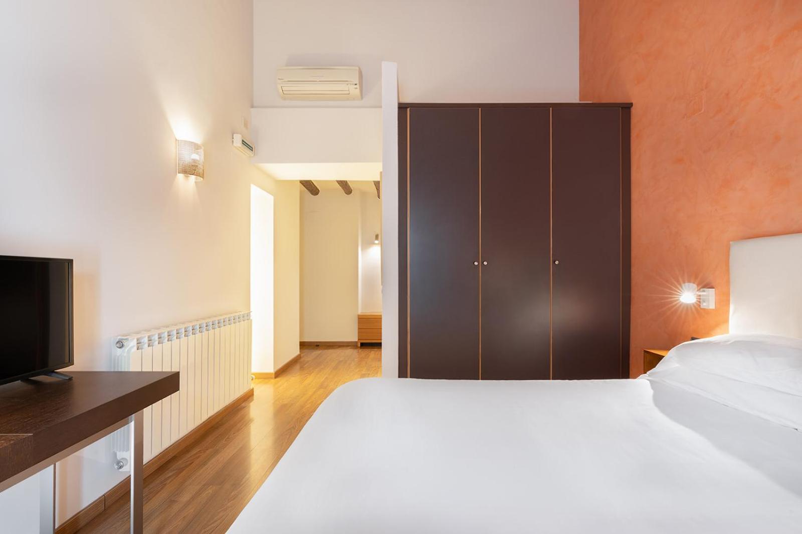 Hostal Pichorradicas Tudela Exterior photo